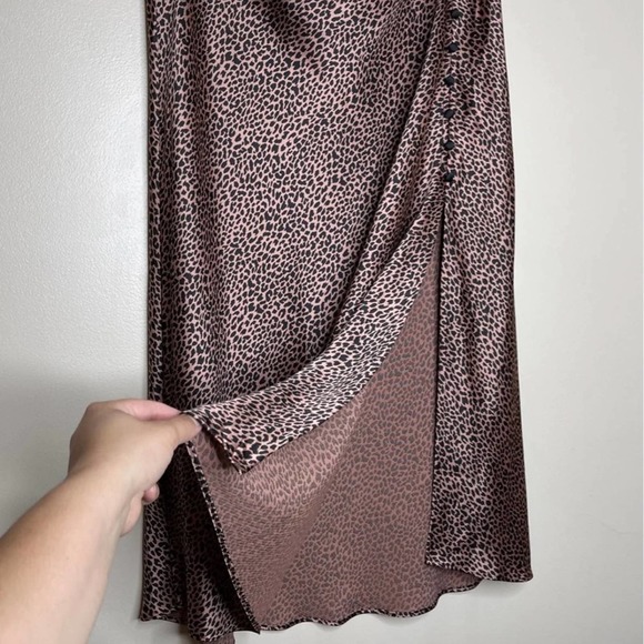 NWT Victoria’s Secret Side Button Slip Skirt - Picture 5 of 9